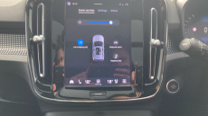 Volvo XC40 2.0 B4P Ultimate Dark 5dr Auto Petrol Estate